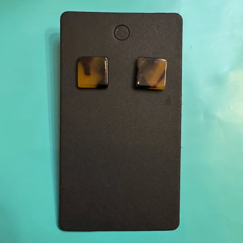 Tortoiseshell Square Stud Earrings